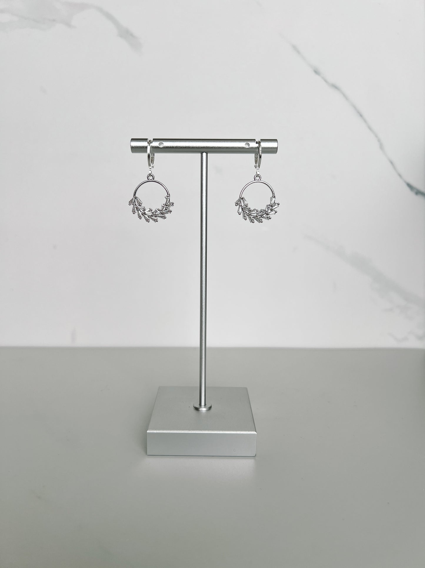 Wreath Huggies - Silver