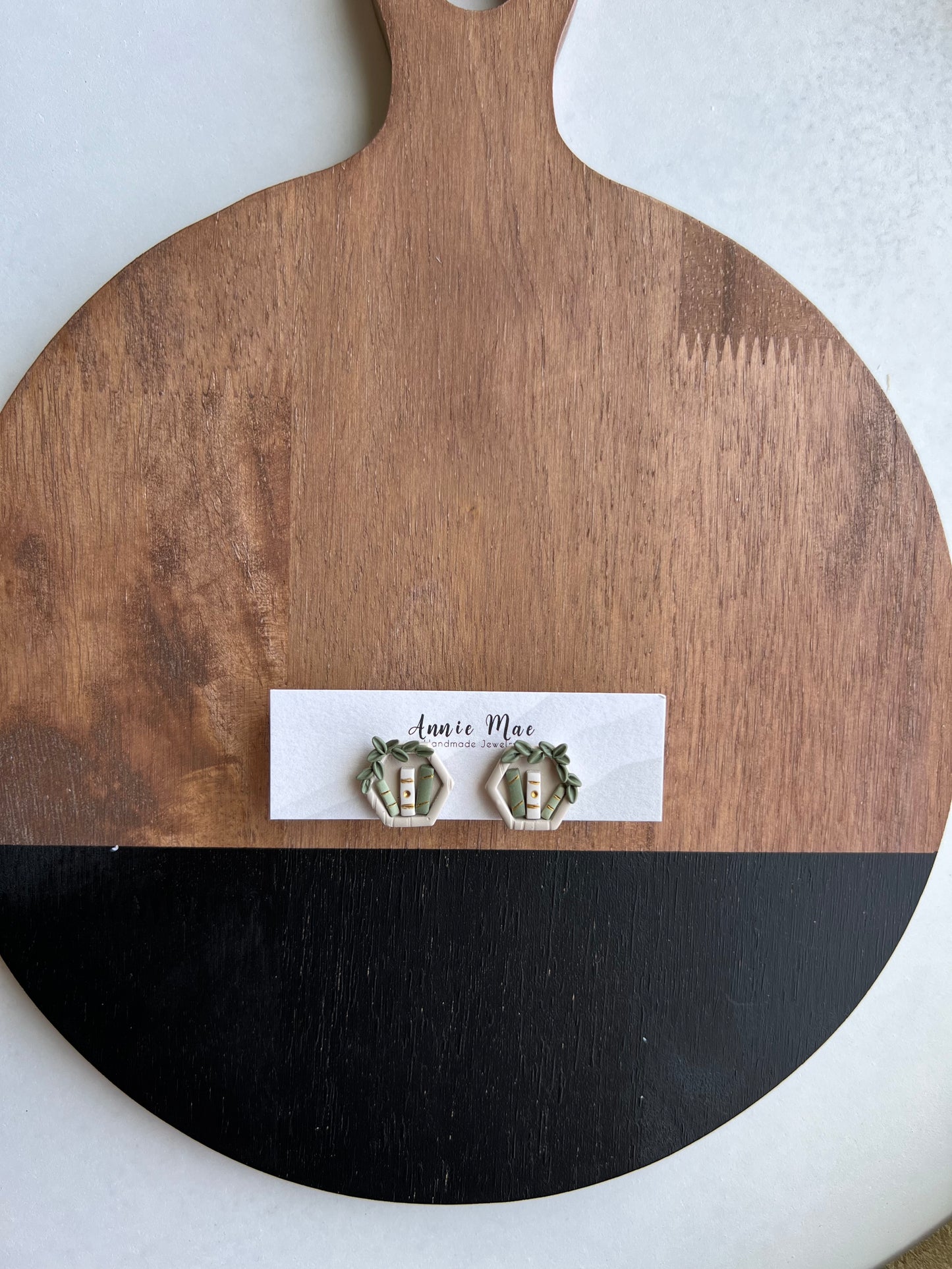 Hexagon Bookshelf Studs