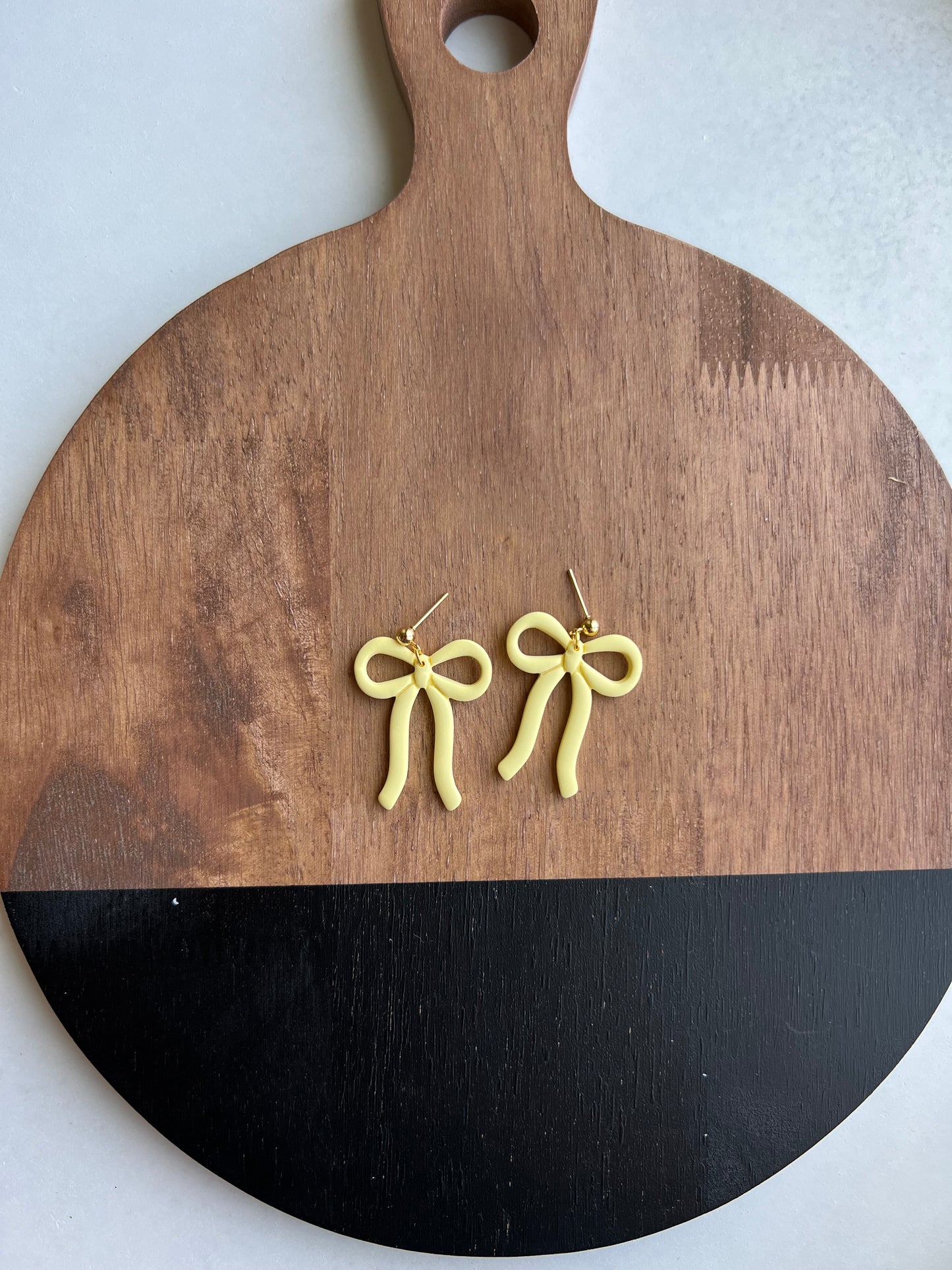 Skinny Ribbon Bows