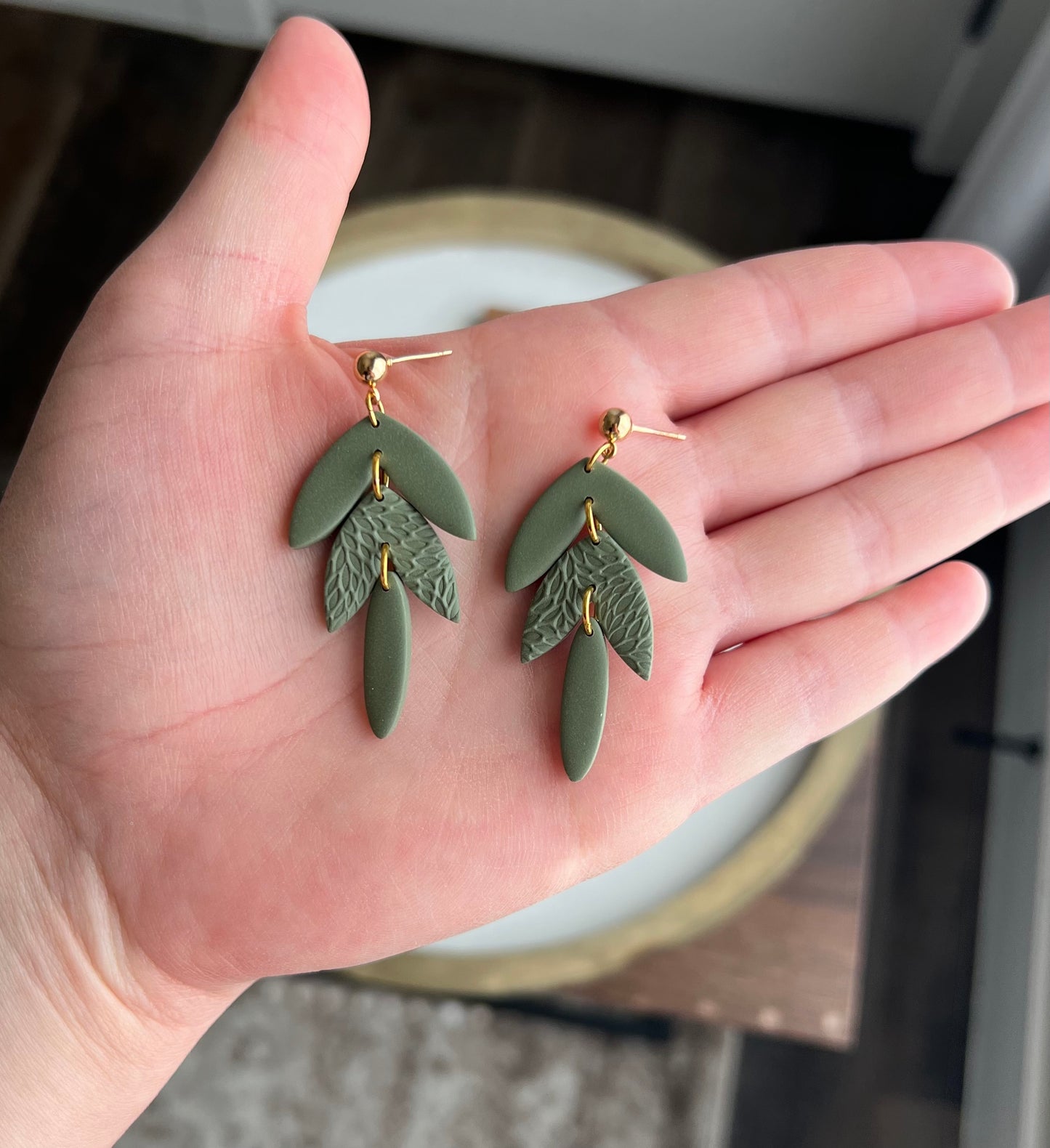 Claire - Olive Green