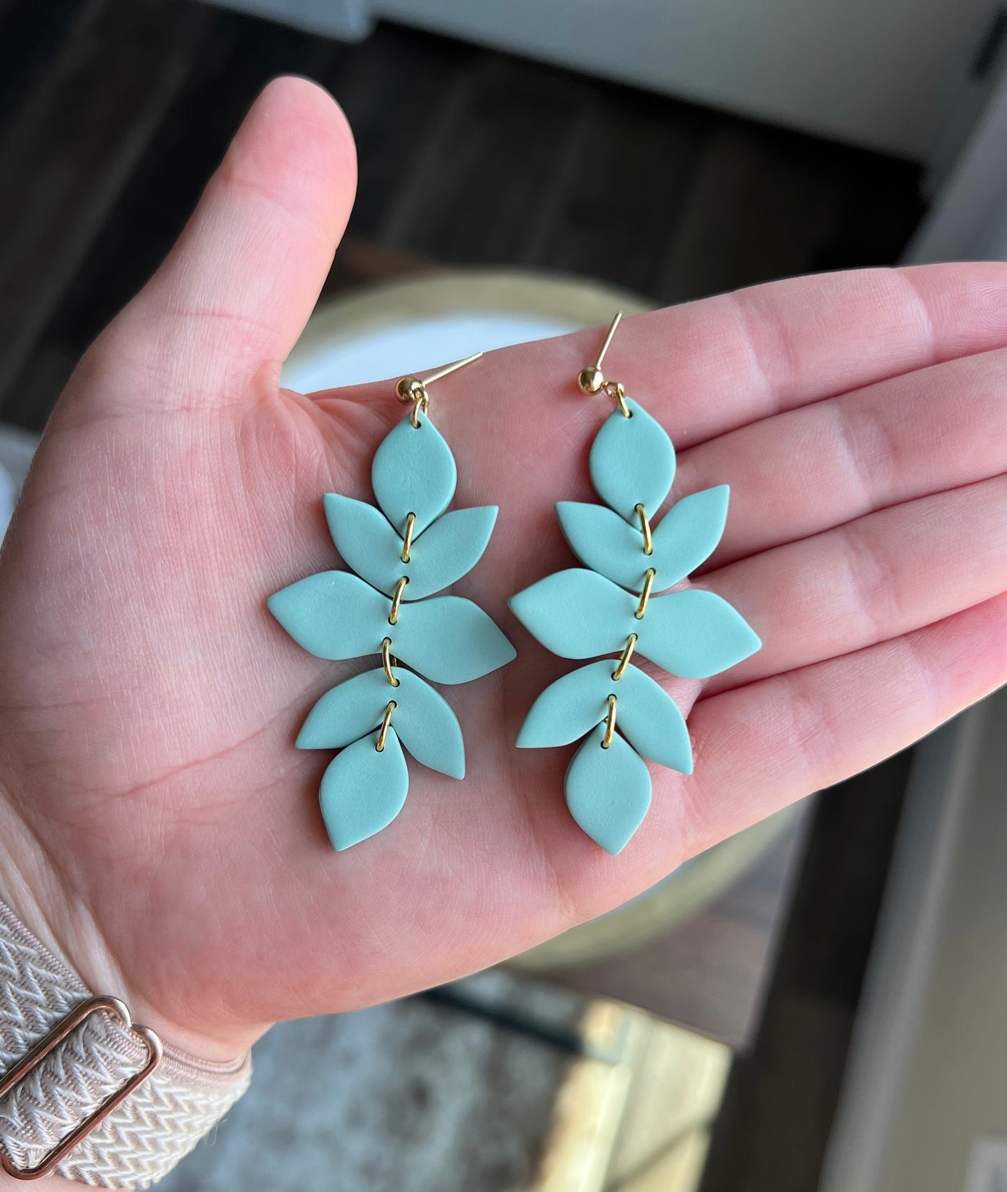 Finnley - Sheer Green