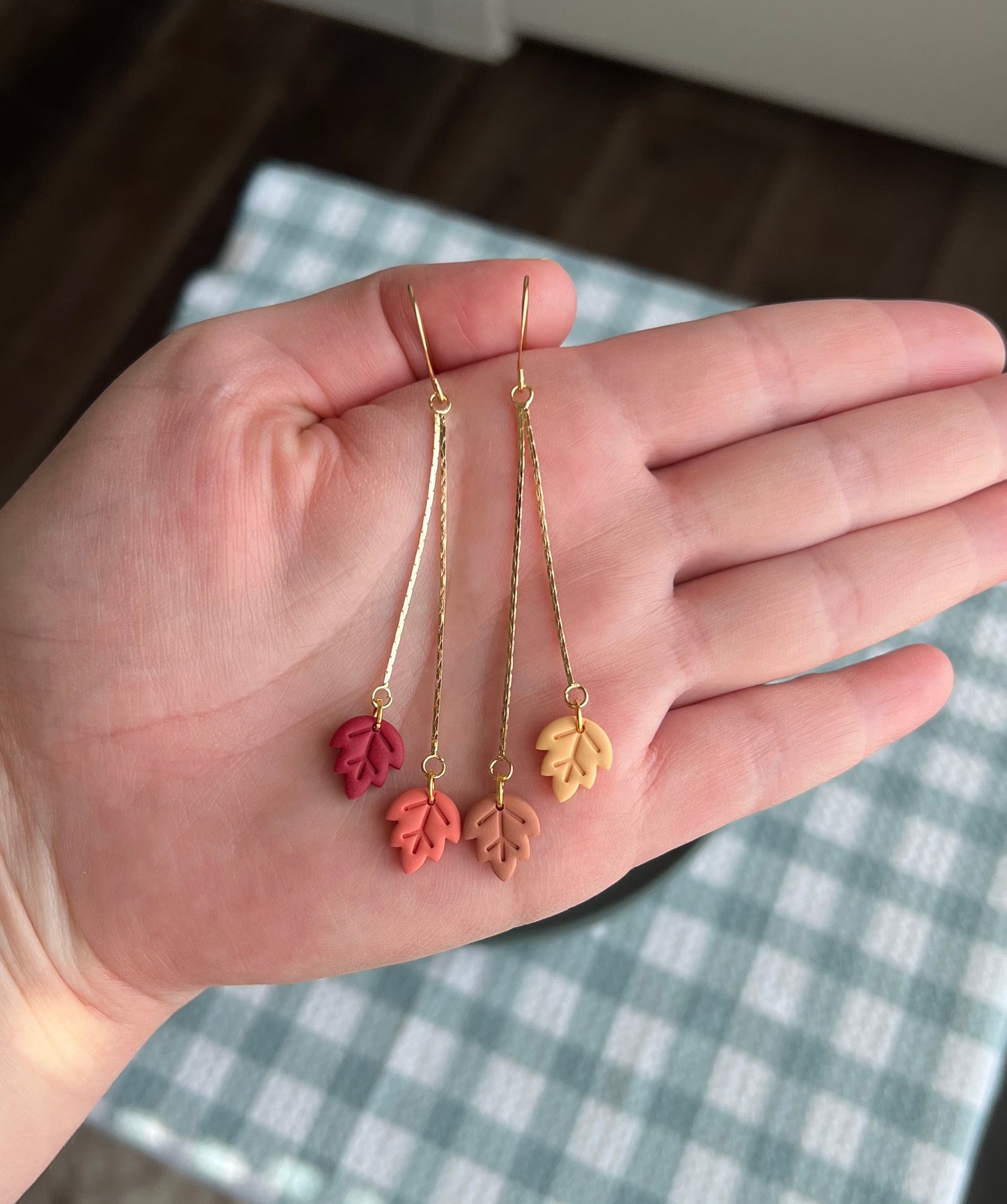 Gold Chain & Leaves