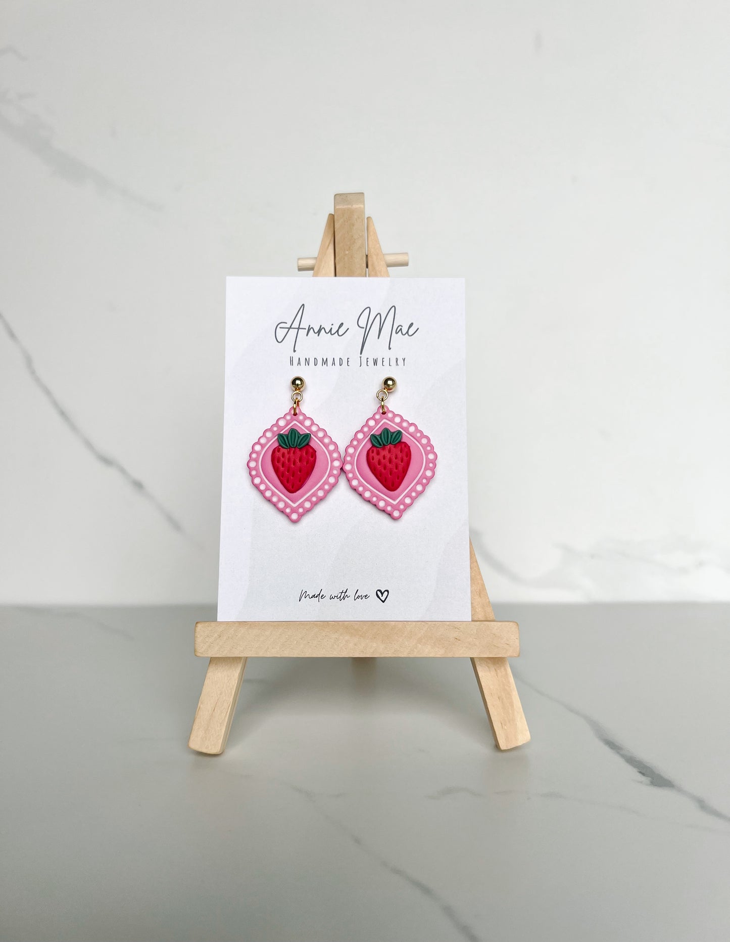 Strawberry Cameo - PRE ORDER