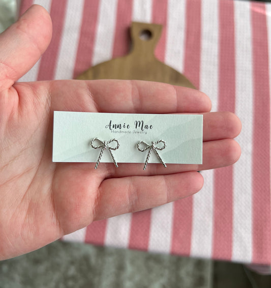 Metal Bow Studs - Silver