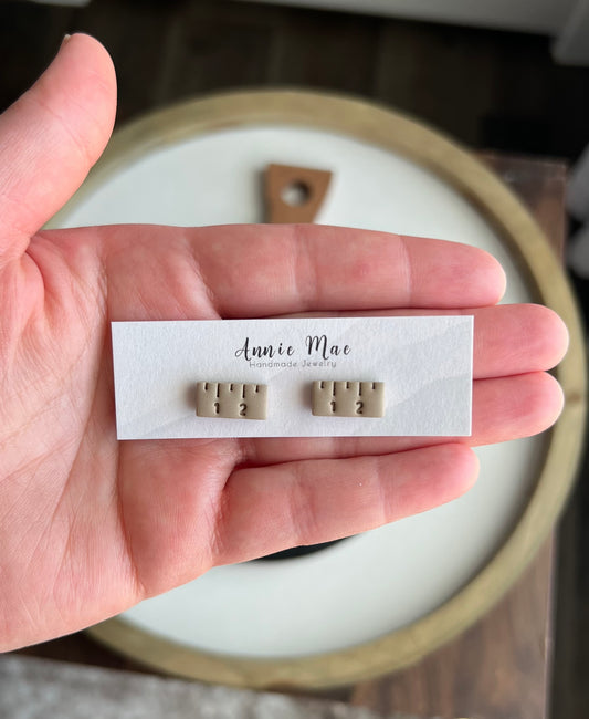 Ruler Studs