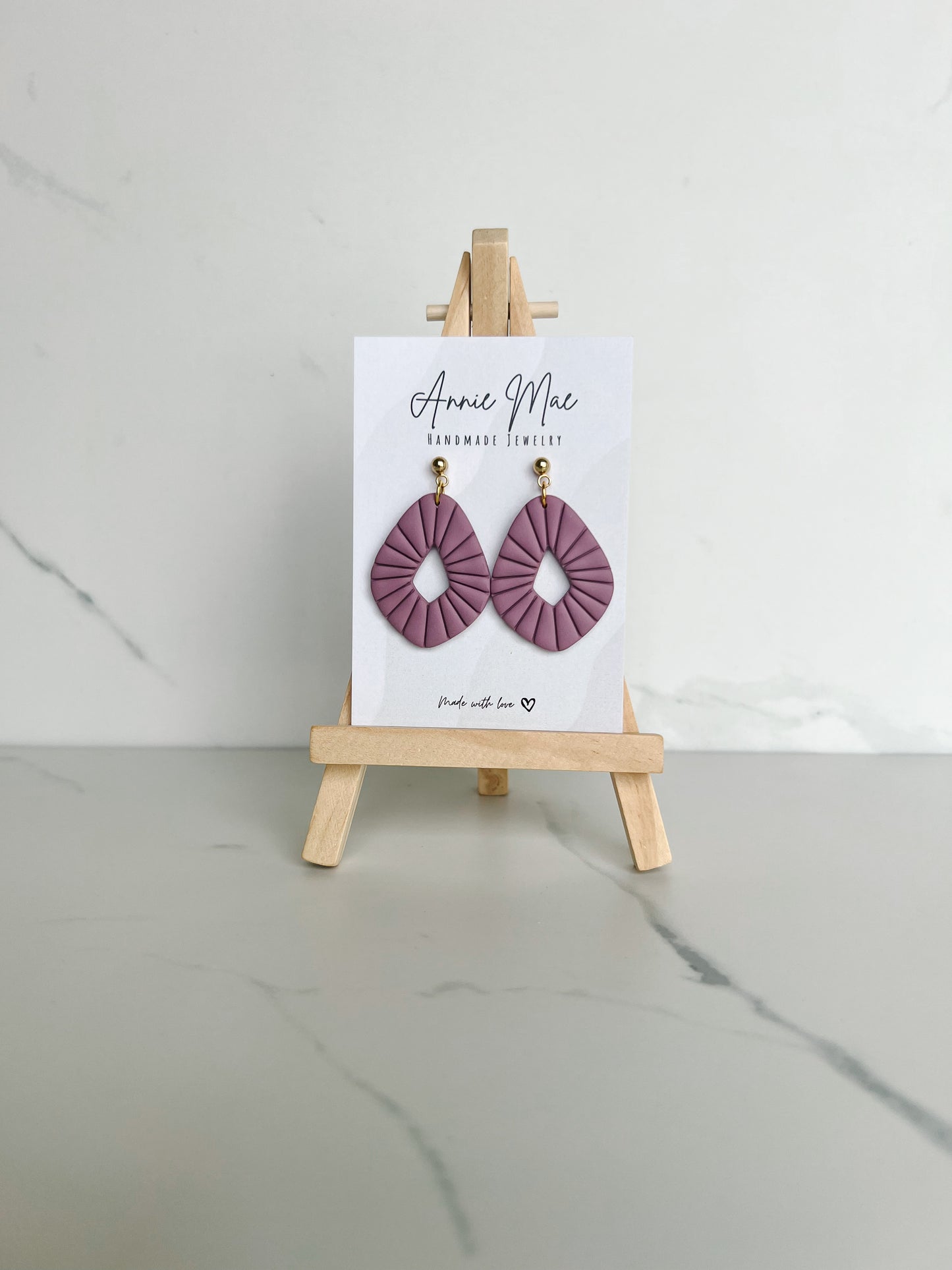 Alexa - Black Cherry