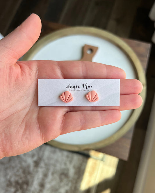 Seashell Studs - Peach