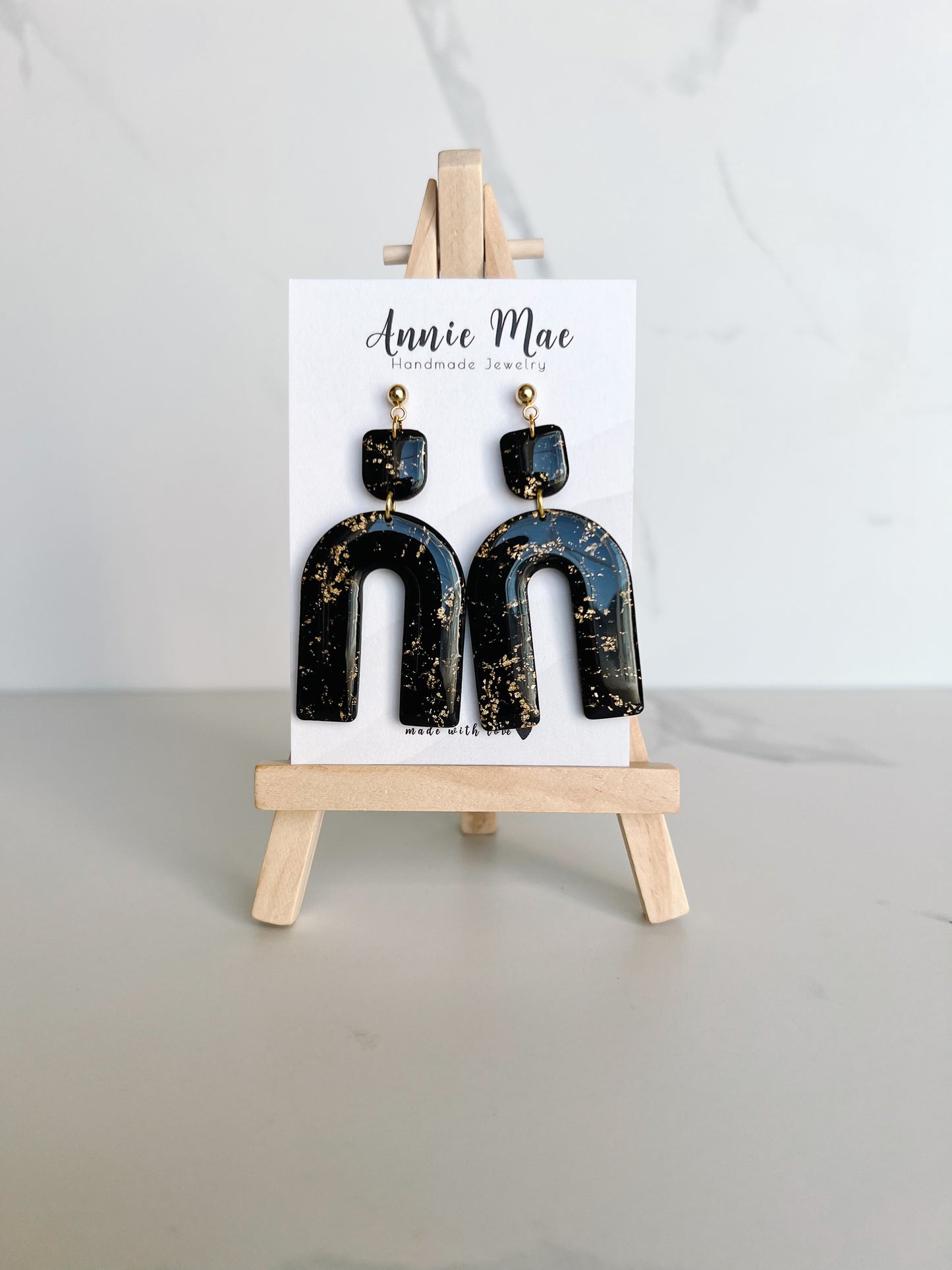 Cassie - Black & Gold