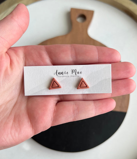 Terra Cotta Embossed Triangle Studs