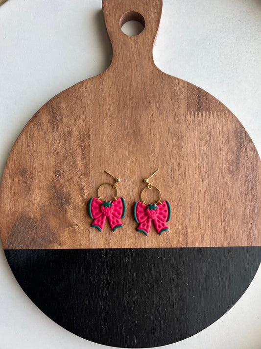 Strawberry Bows