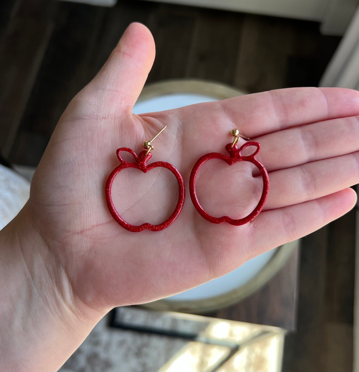 Apple Cut Out