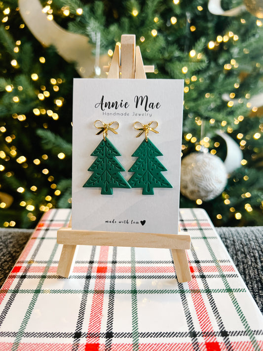 Embossed Tree - Green