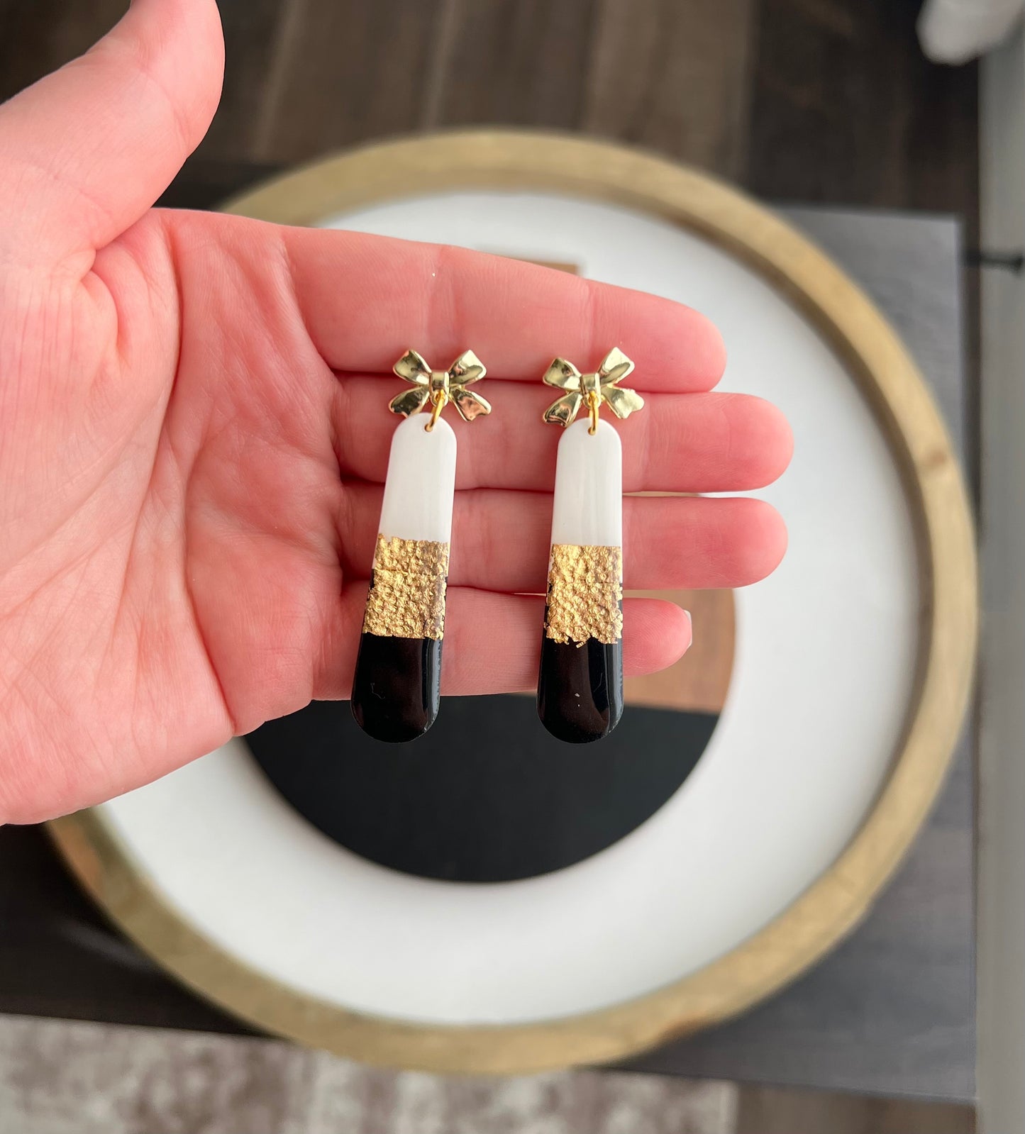 Iris - Black, White, & Gold