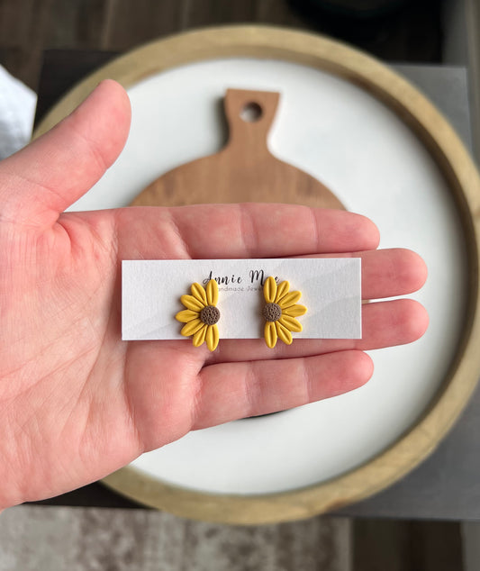 Half Sunflower Stud