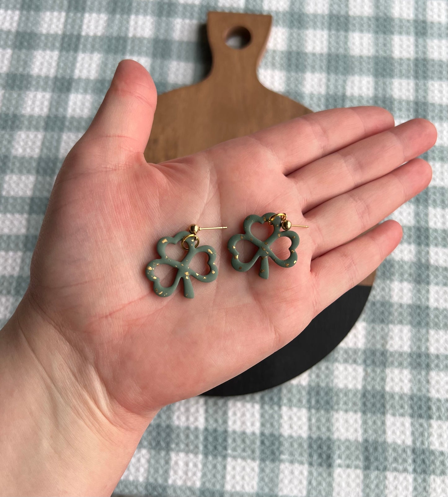 3 Leaf Hallow Clovers